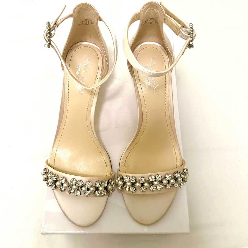 Nine West Passion Heeled Ankle Strap
Sandals - Ivory Satin